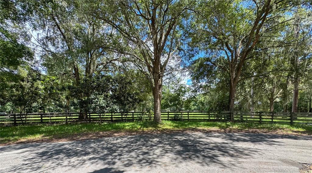 6715 SW 100 LANE, Gainesville, FL 32608