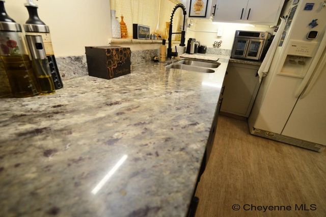 4001 SNYDER AVE, Cheyenne, WY 82001