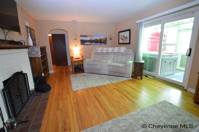 4001 SNYDER AVE, Cheyenne, WY 82001