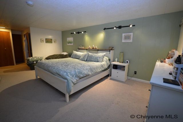 4001 SNYDER AVE, Cheyenne, WY 82001