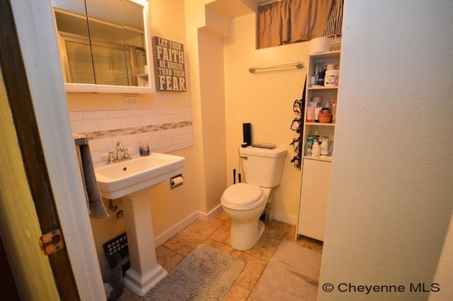 4001 SNYDER AVE, Cheyenne, WY 82001