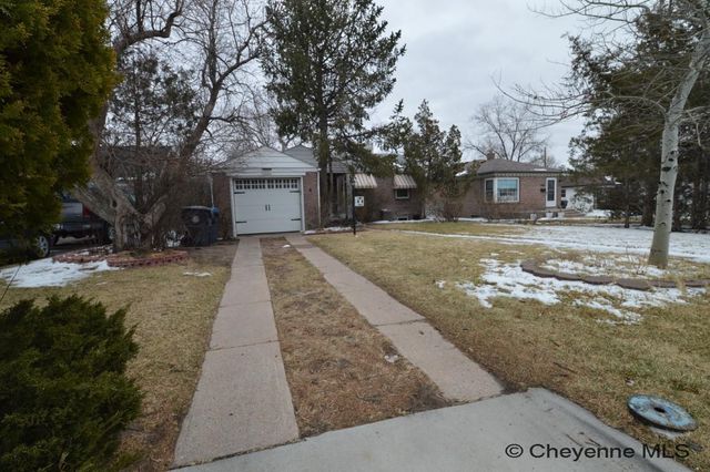 4001 SNYDER AVE, Cheyenne, WY 82001
