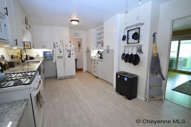 4001 SNYDER AVE, Cheyenne, WY 82001