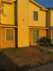 7202 Mansions Dr I2, Corpus Christi, TX 78414