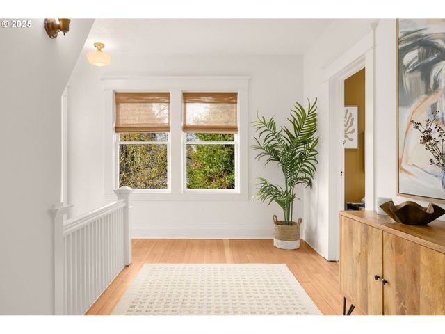 1115 Se 28TH Ave, Portland, OR 97214