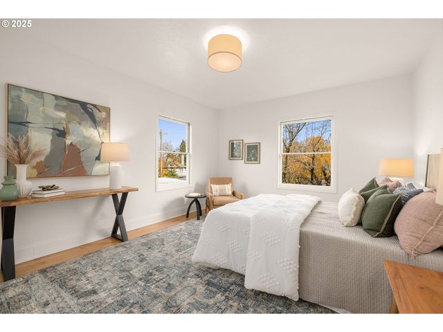 1115 Se 28TH Ave, Portland, OR 97214