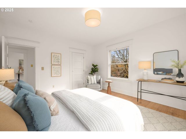 1115 Se 28TH Ave, Portland, OR 97214