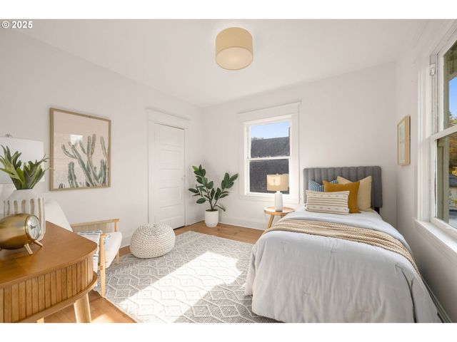 1115 Se 28TH Ave, Portland, OR 97214