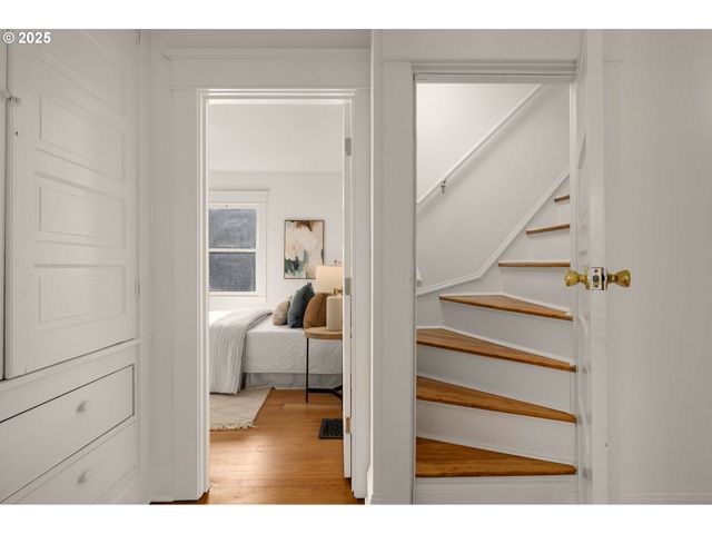 1115 Se 28TH Ave, Portland, OR 97214