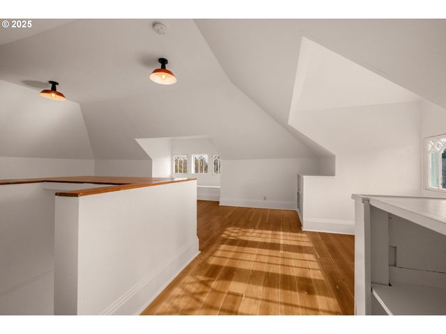 1115 Se 28TH Ave, Portland, OR 97214