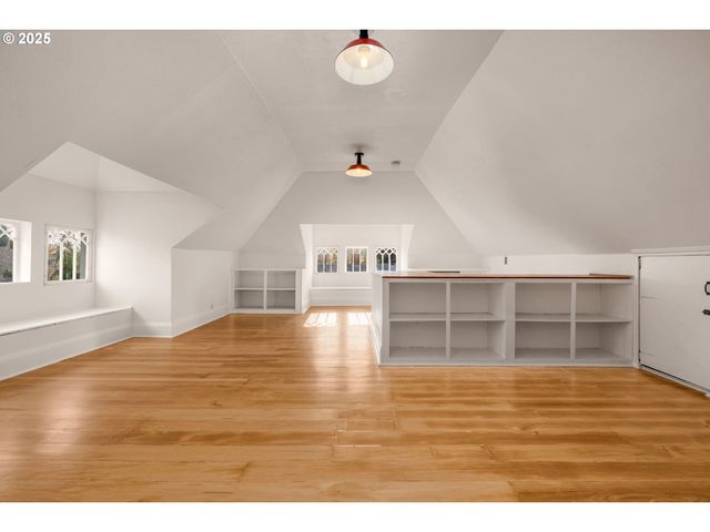 1115 Se 28TH Ave, Portland, OR 97214