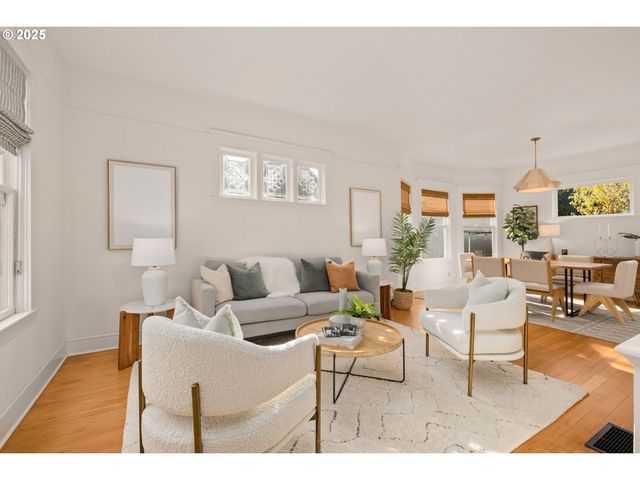 1115 Se 28TH Ave, Portland, OR 97214