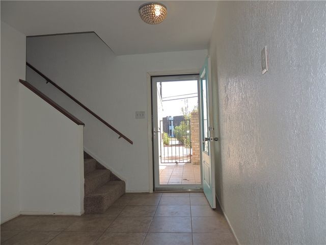 1461 Moore Ave, Portland, TX 78374