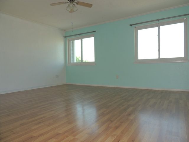 1461 Moore Ave, Portland, TX 78374