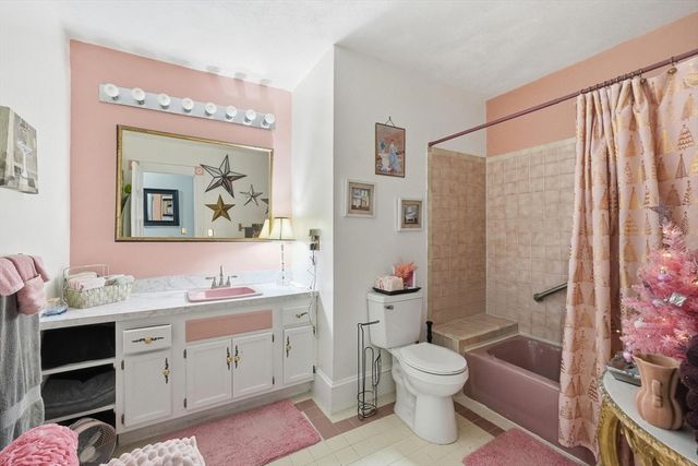 117 Church St 4, North Attleboro, MA 02760