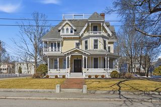 117 Church St 4, North Attleboro, MA 02760