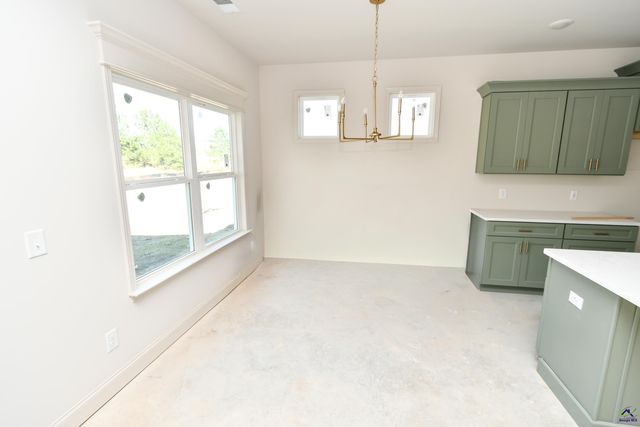 124 Early Drive, Byron, GA 31008