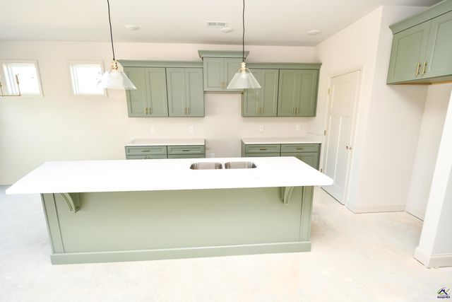 124 Early Drive, Byron, GA 31008