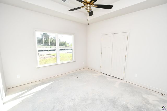 124 Early Drive, Byron, GA 31008