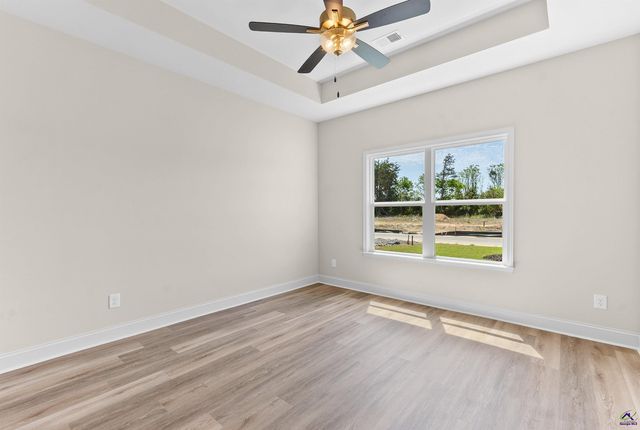 124 Early Drive, Byron, GA 31008