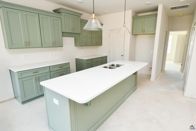 124 Early Drive, Byron, GA 31008