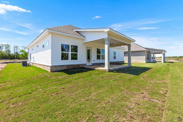 124 Early Drive, Byron, GA 31008