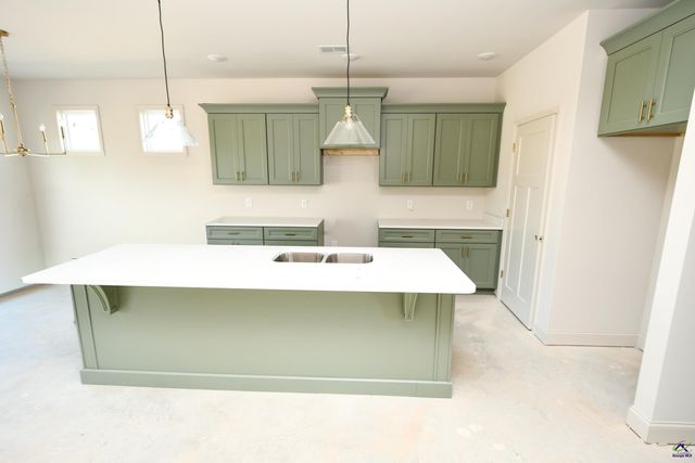 124 Early Drive, Byron, GA 31008