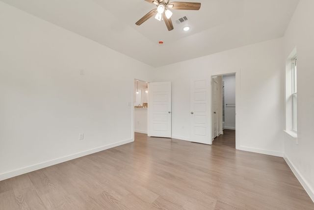 2706 Lenway Street, Dallas, TX 75215