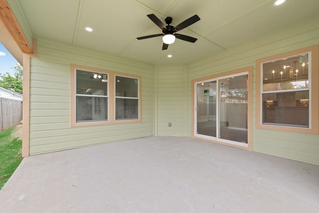 2706 Lenway Street, Dallas, TX 75215