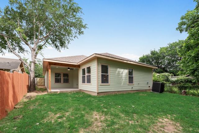 2706 Lenway Street, Dallas, TX 75215