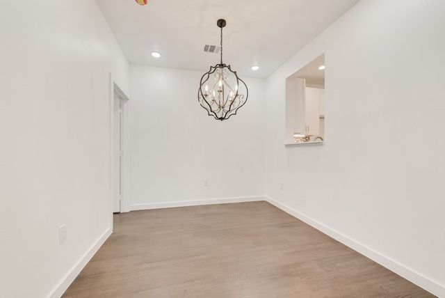 2706 Lenway Street, Dallas, TX 75215