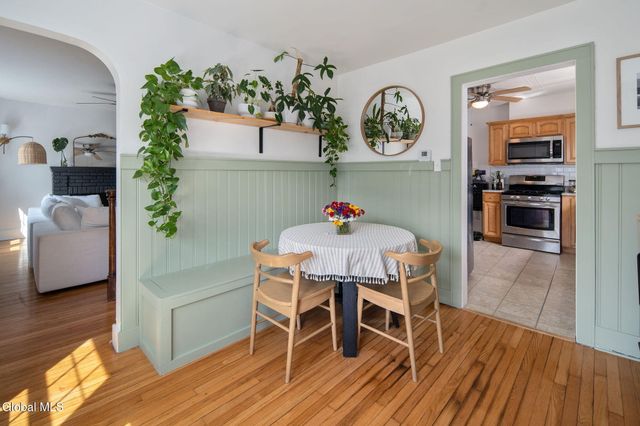 19 Fordham Court, Albany, NY 12209