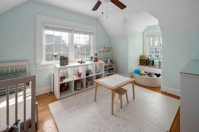 19 Fordham Court, Albany, NY 12209
