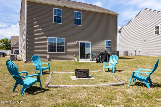 4413 Marthas Village Lane, Ayden, NC 28513
