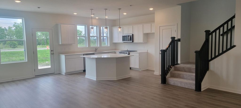 14436 103rd Place N, Maple Grove, MN 55369