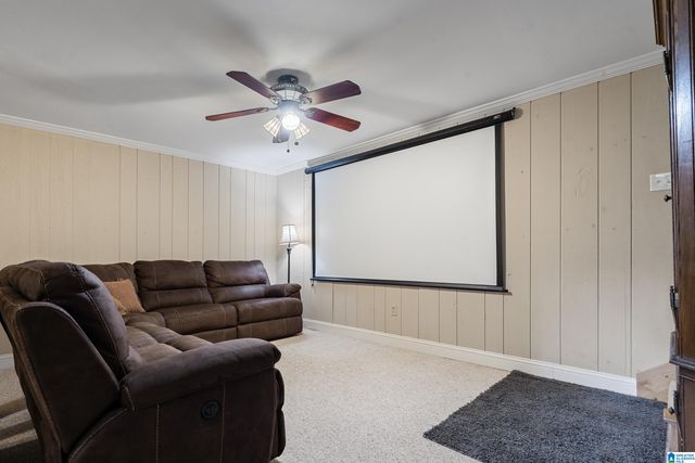 374 VALLEY LANE, Warrior, AL 35180