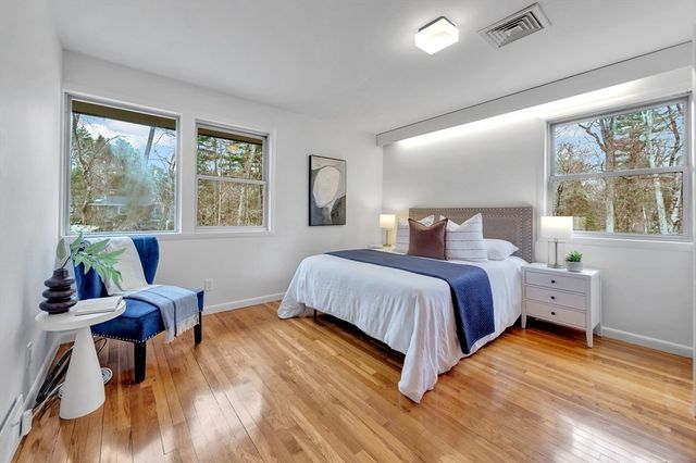 85 The Valley Rd, Concord, MA 01742