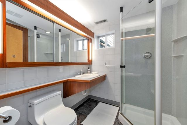 85 The Valley Rd, Concord, MA 01742