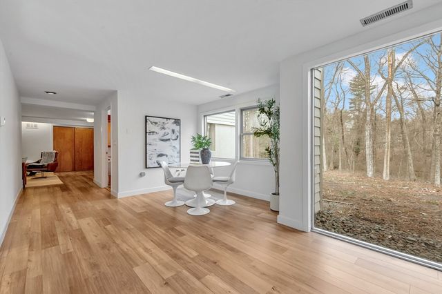 85 The Valley Rd, Concord, MA 01742