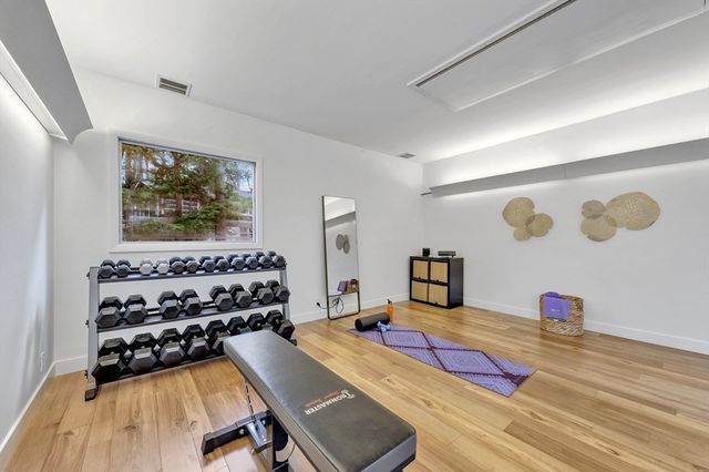 85 The Valley Rd, Concord, MA 01742