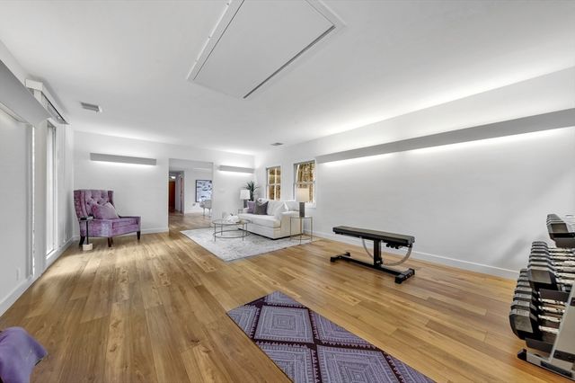 85 The Valley Rd, Concord, MA 01742