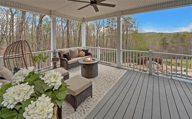 375 Ridgewood Road, Clarkesville, GA 30523