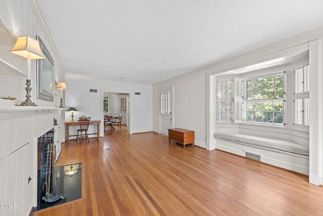 401 Laurel Hill Road, Chapel Hill, NC 27514