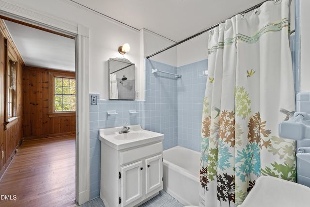 401 Laurel Hill Road, Chapel Hill, NC 27514