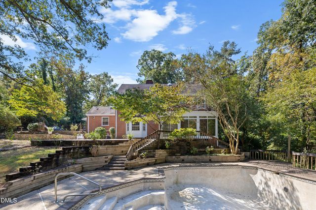 401 Laurel Hill Road, Chapel Hill, NC 27514