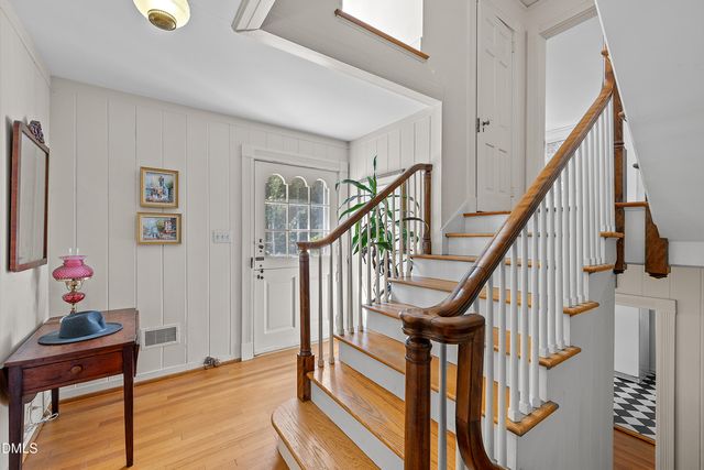 401 Laurel Hill Road, Chapel Hill, NC 27514