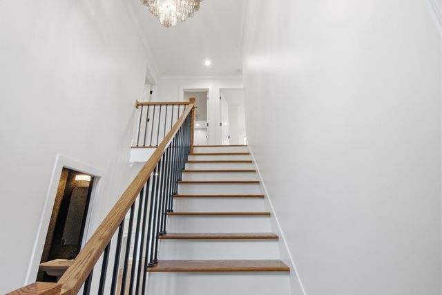 1205 Hickory Creek Circle, Lexington, KY 40515