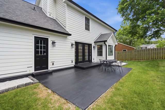 1205 Hickory Creek Circle, Lexington, KY 40515
