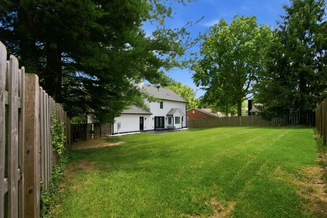 1205 Hickory Creek Circle, Lexington, KY 40515