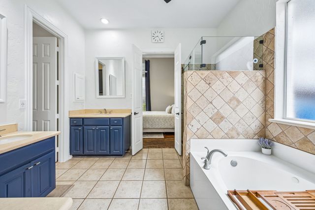 808 Edgewood Drive, Keller, TX 76248